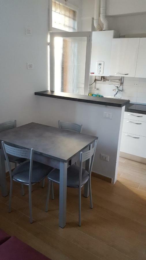 Carlo Mayr Apartment Ferrara Luaran gambar